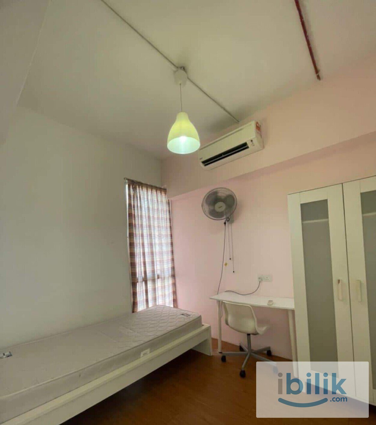Single Room at Subang Jaya, Selangor 📶💨 - Image 2
