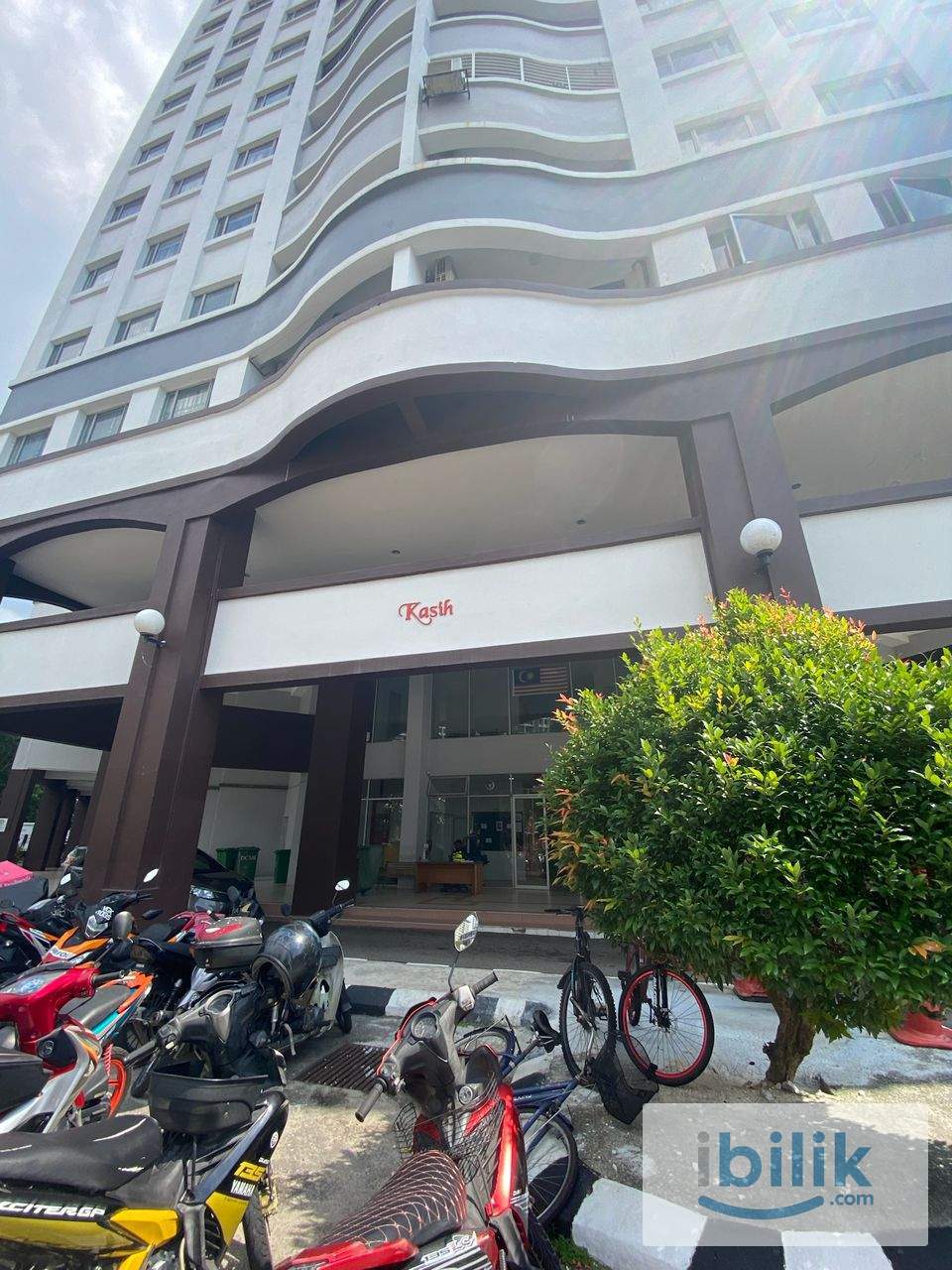 🛌🏻 Room with Window in D'Aman Crimson, Ara Damansara 450m walk to Lembah Subang LRT 📍 - Image 3