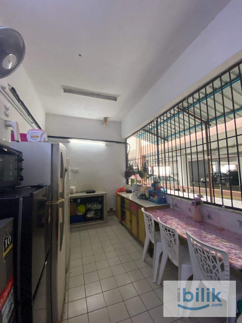 New 🌈 Middle Room at D'Aman CrimsonCondominium - Image 4