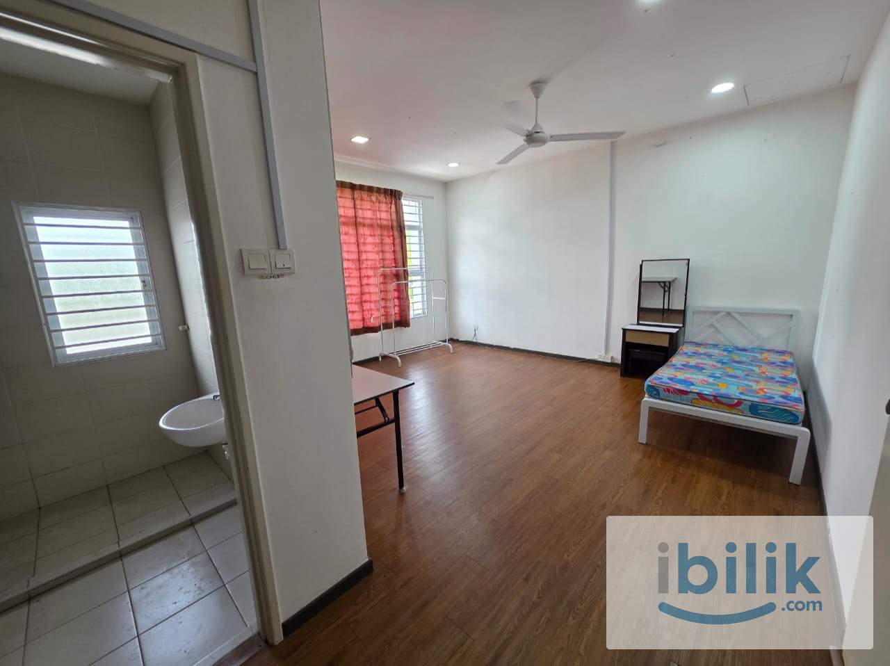 Gallery ‼️ ZERO DEPOSIT ‼️ 🏡 Master Room @ Bandar Botanic Klang 🏡 🚌 3 MINS TO BUS STOP 🚌 - Image 5