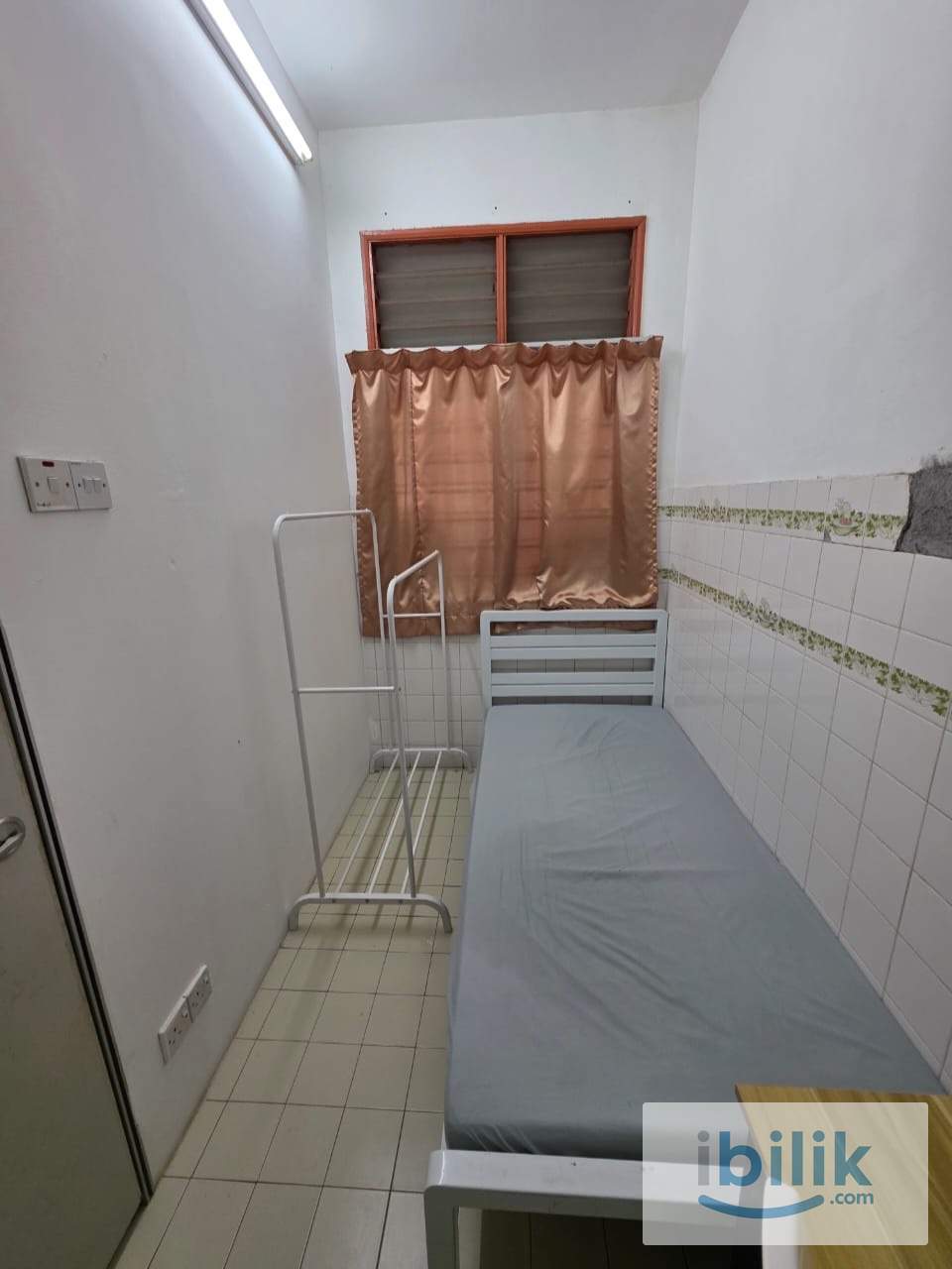 Comfy Room in Taman Mayang, Kelana Jaya with High Speed WIFI Near LRT Station - Image 5