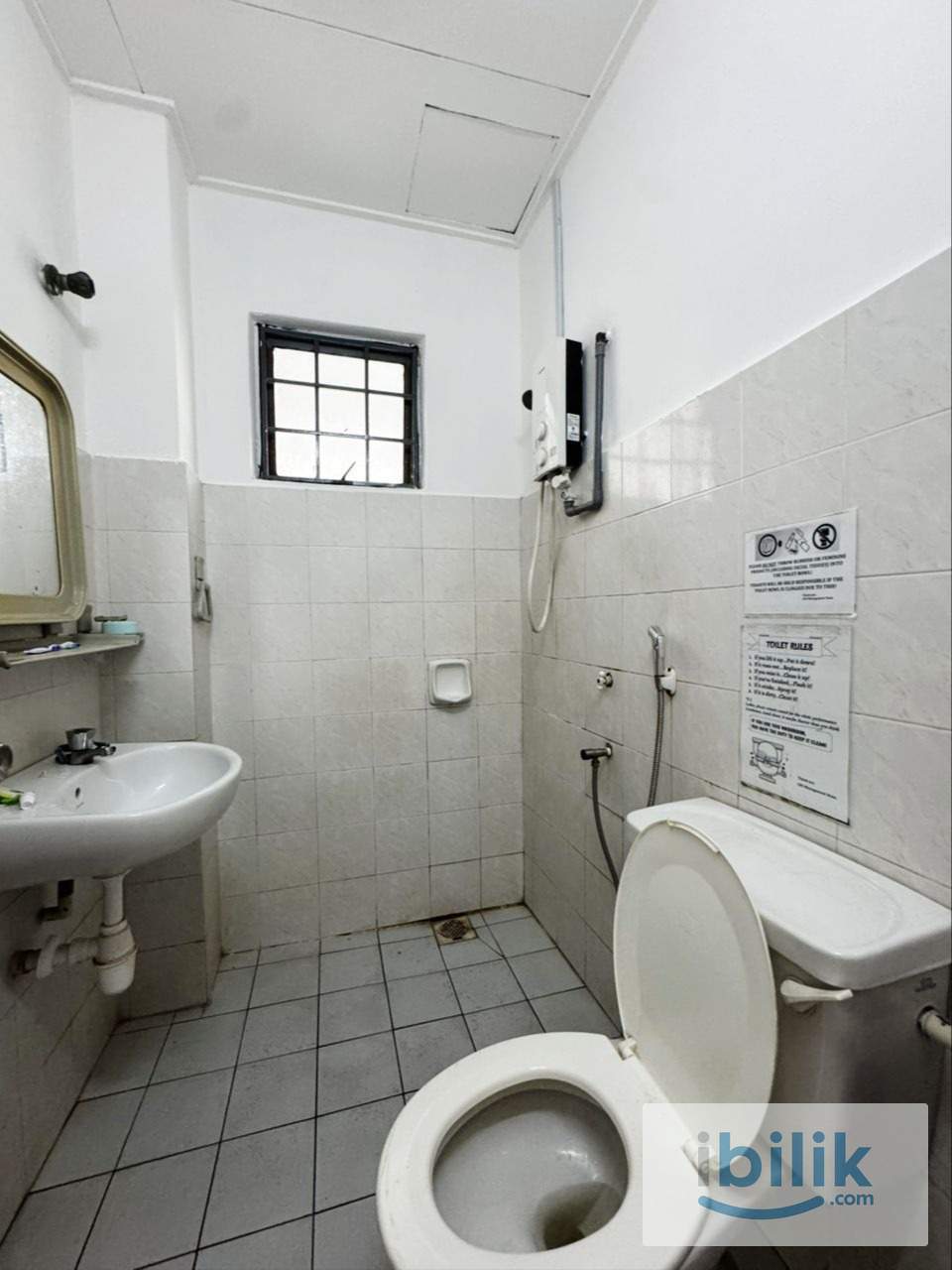 🔥Walking Distance to MRT Bandar Utama, High Speed Wifi - Image 2