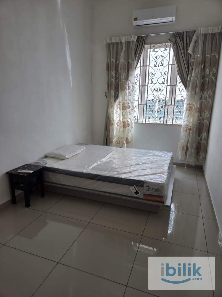 4 Bedrooms for Rent in 3-storey terrace house in Sunway Cassia, Batu Maung, Penang - Image 4