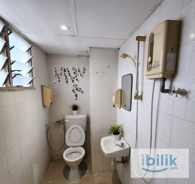 LAST YEAR PROMO 🔉 Zero Deposit and Furnished Room + Private Toilet at Damansara Utama - Image 2