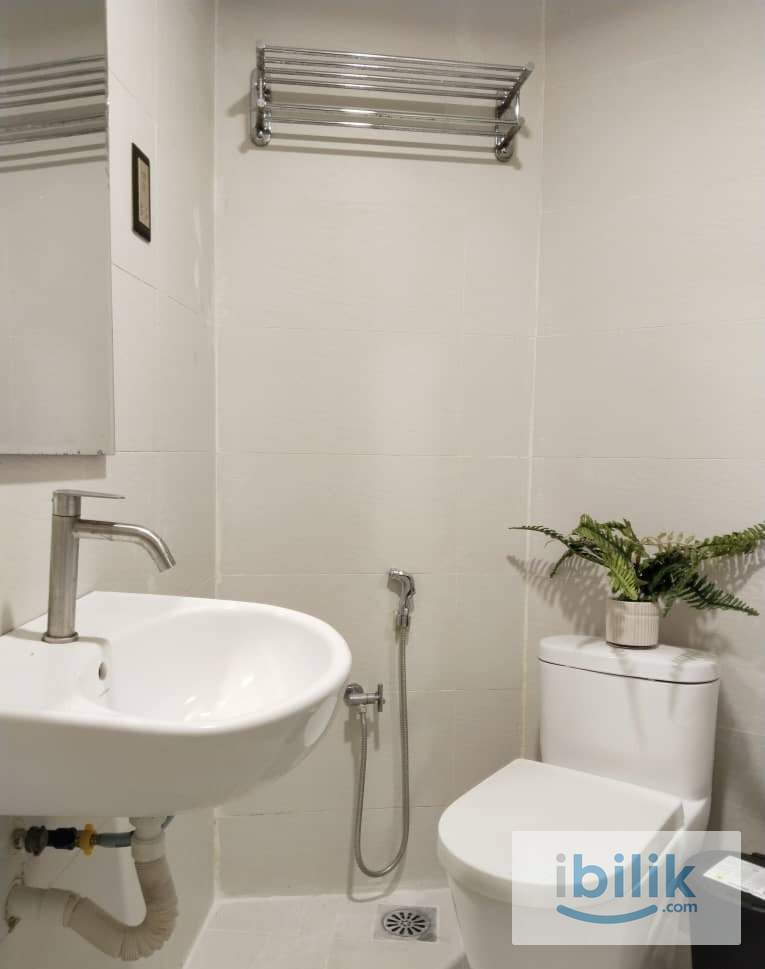 Promo CNY Low Rental‼️Study at SEGi College ❓ Room for Rent attach Private Toilet at Masjid Jamek - Image 3