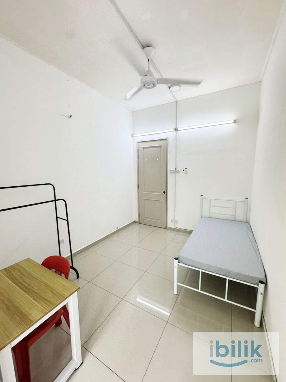 🚩BANDAR PUTERI KLANG MIDDLE ROOM FOR RENT ,QUEENBED WITH ATTACH BATH🥰NEAR TO PORT KLANG , BANDAR BOTANIC ,KESAS 💢💢 - Image 7
