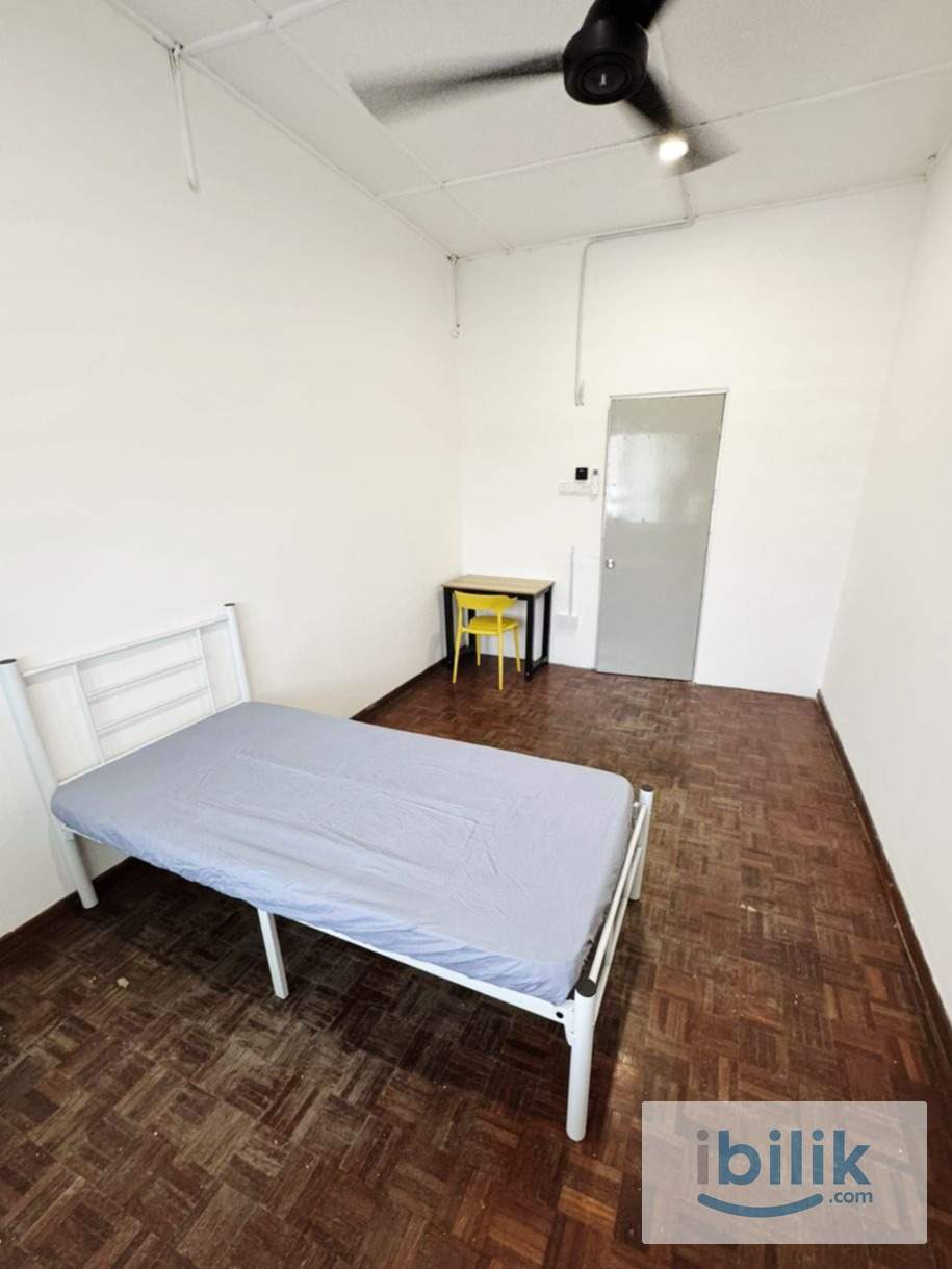 Last Offer ❗ Grab it while you can ❗ Room with Private 🚽 Kepong near Kepong Sentral - Image 1