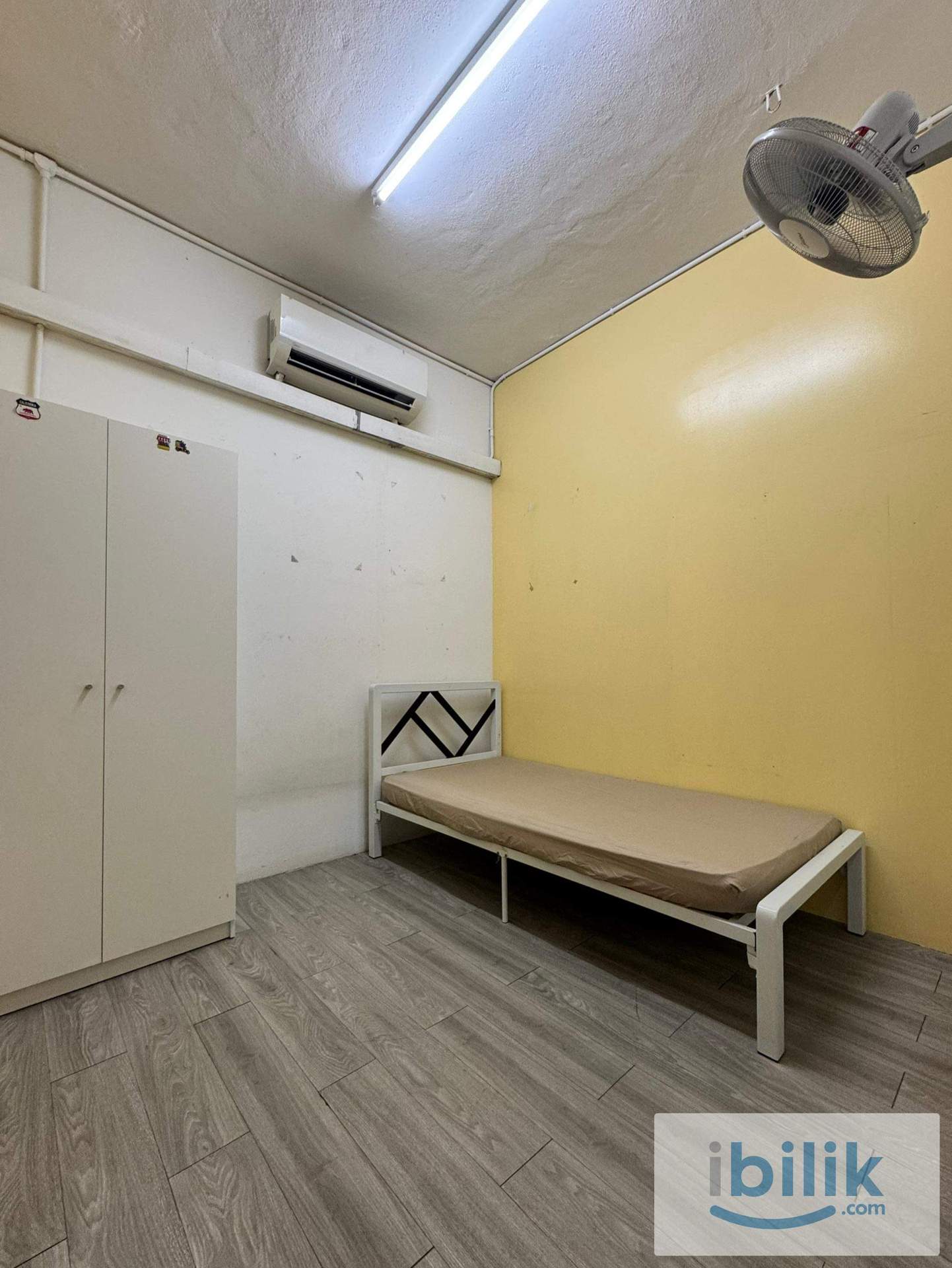 LIMITED OFFER📍Walking Distance to INTI College & LRT Station. Middle Room Rent in SS15 - Image 1