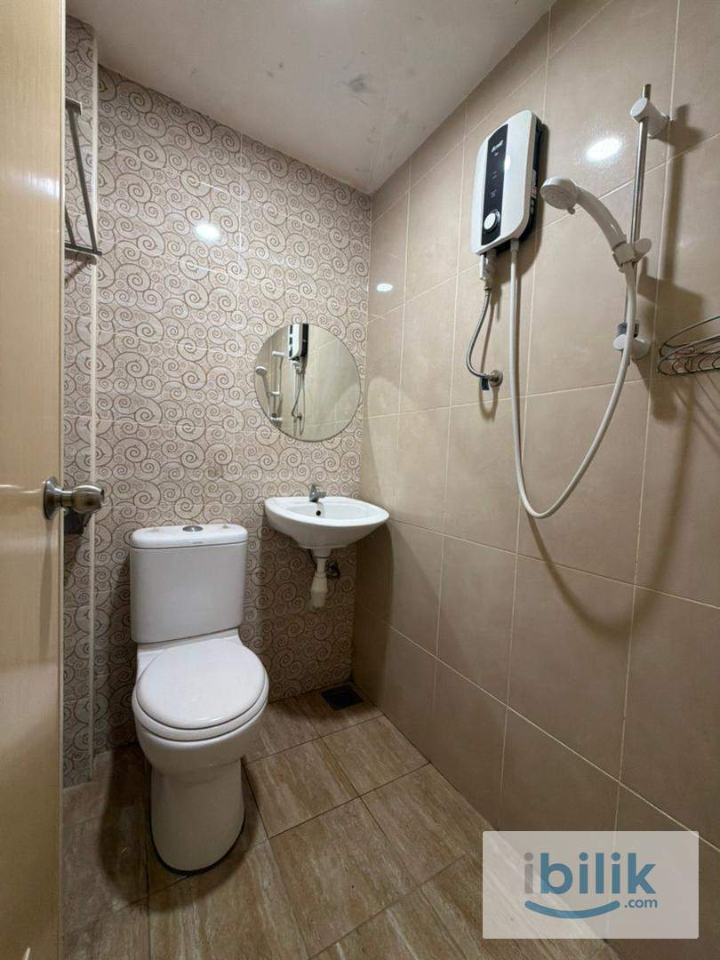 MID YEAR PROMO 🔉 Bilik Sewa Murah at SS25 PJ with Air-Cond near Kelana Jaya LRT📍😍 - Image 2