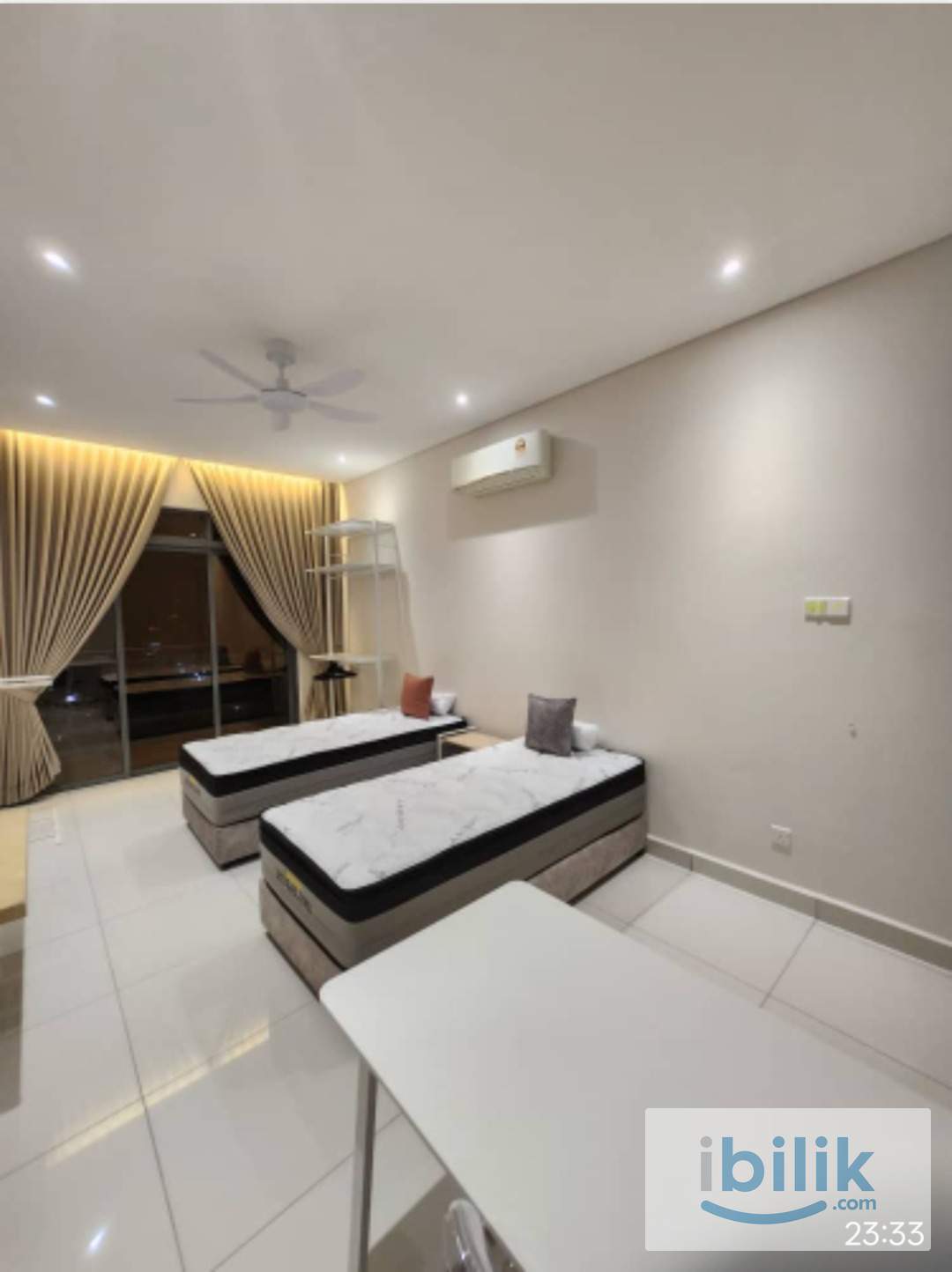 middle room - Image 2