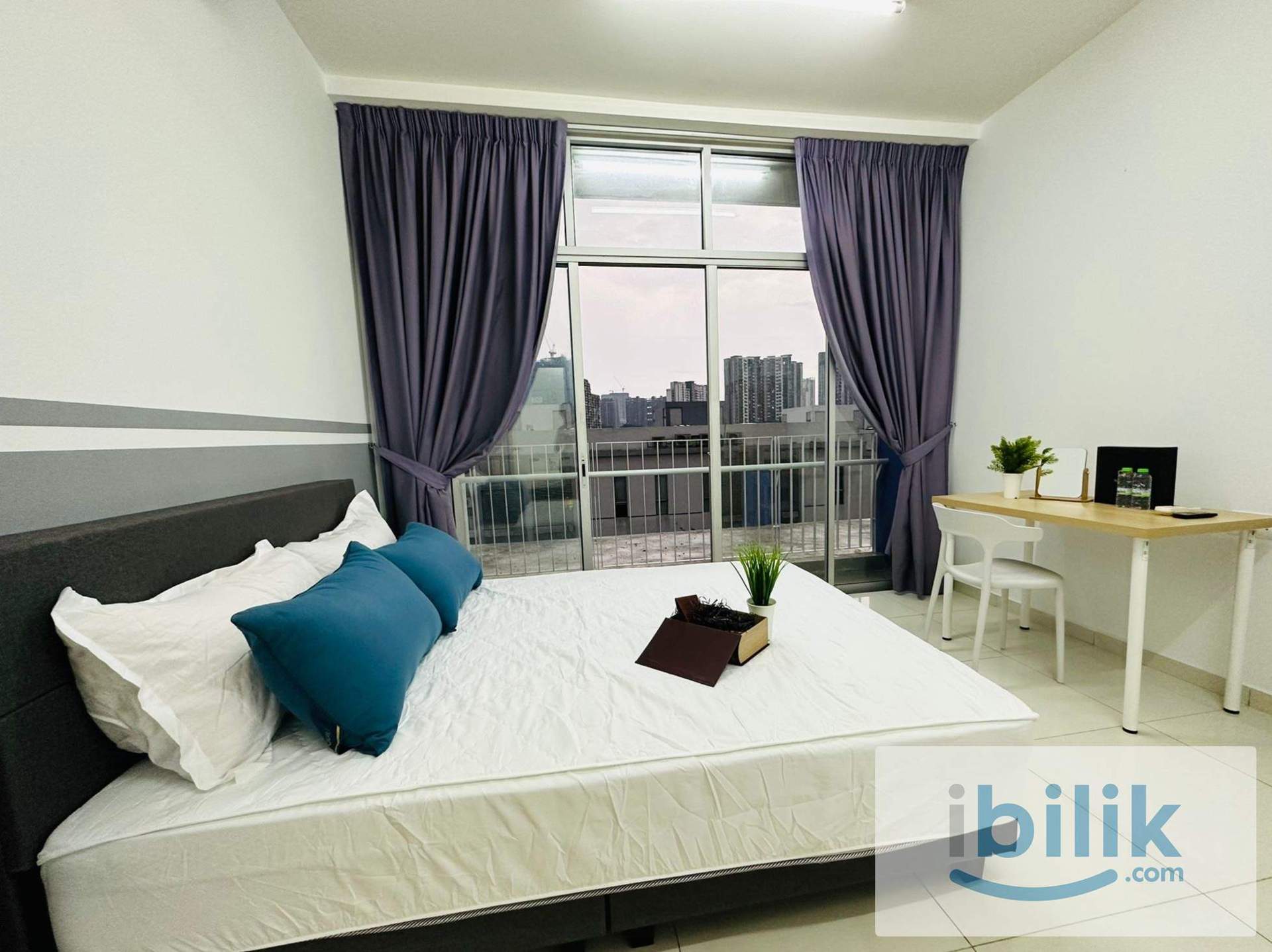 0516 Room for rent Middle RM650. Simple lifestyle base, steady environment, transport access nearby. - Image 1