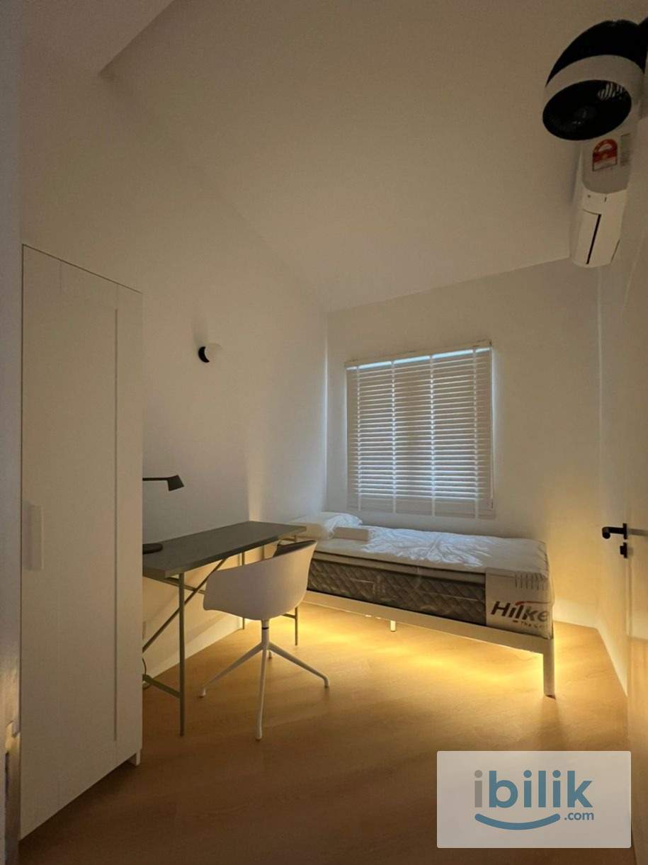 �BEST ROOM IN TOWN!�PREMIUM MASTER ROOM! WORK FROM HOME - Image 1
