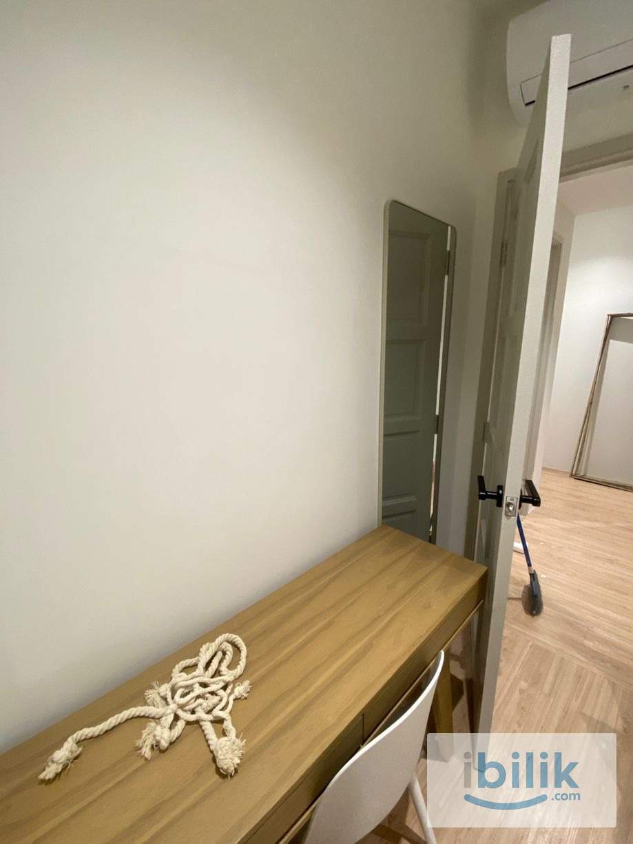 🎈BEST ROOM IN TOWN🎈!PREMIUM SINGLE ROOM! WORK FROM HOME - Image 2