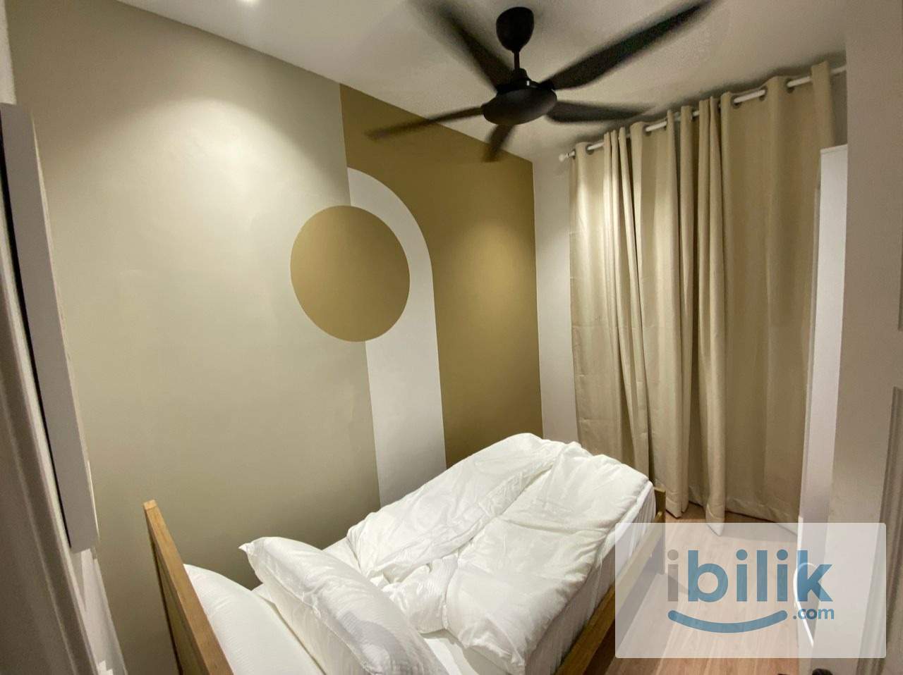 🎈BEST ROOM IN TOWN🎈!PREMIUM SINGLE ROOM! WORK FROM HOME - Image 1