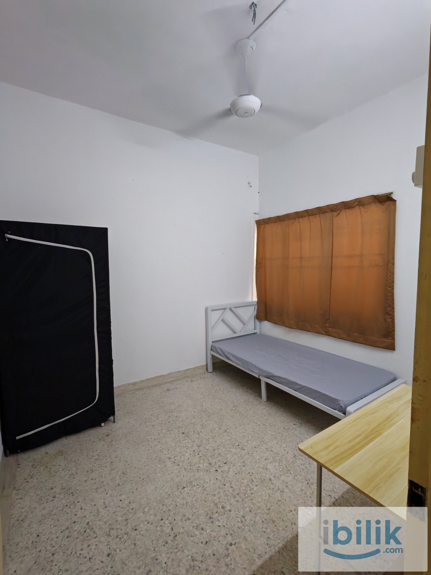 🔥ZERO DEPOSIT 📢Low Booking Fee🚶8 mins Walk to SS2 Commercial Hub 🏠 Medium Room for Rent - Image 1