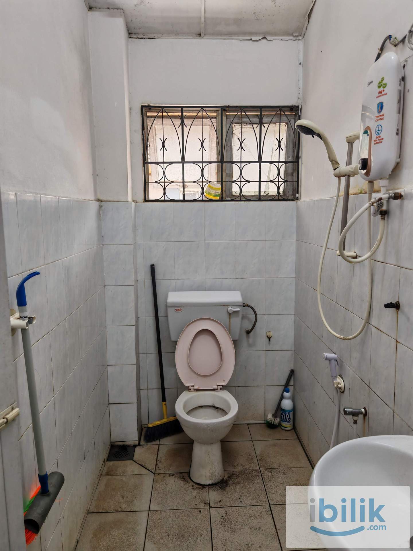 🎉No Deposit📍Petaling Jaya SS2 room for rent - 5 mins walking 🚶‍♂️to MCD SS2 - Image 5