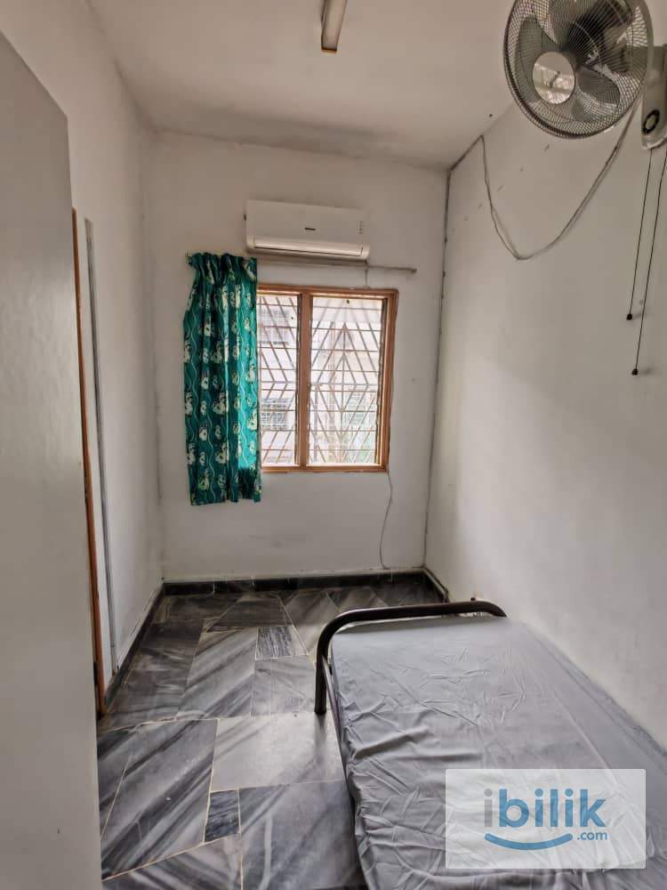 📢1 month DEPOSIT only 📢LOW Booking Fee 🚗5mins drive to Taipan 🏠 Single Room with aircond at Subang USJ - Image 1