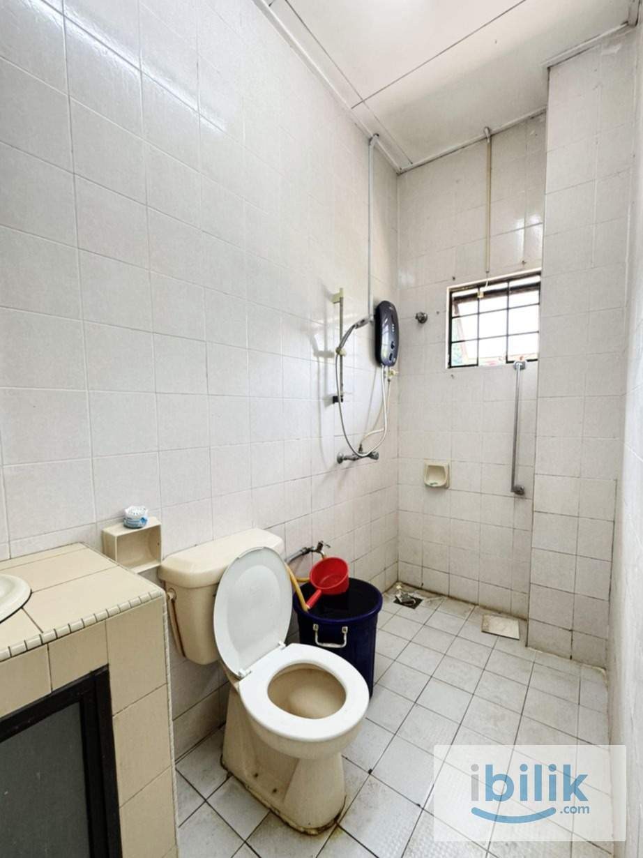 🏡✨ 1 month Deposit ONLY @ Bandar Utama 🛏️ Single Room 🚗 5 min drive to 1 Utama, IKEA, IPC & Centrepoint - Image 4