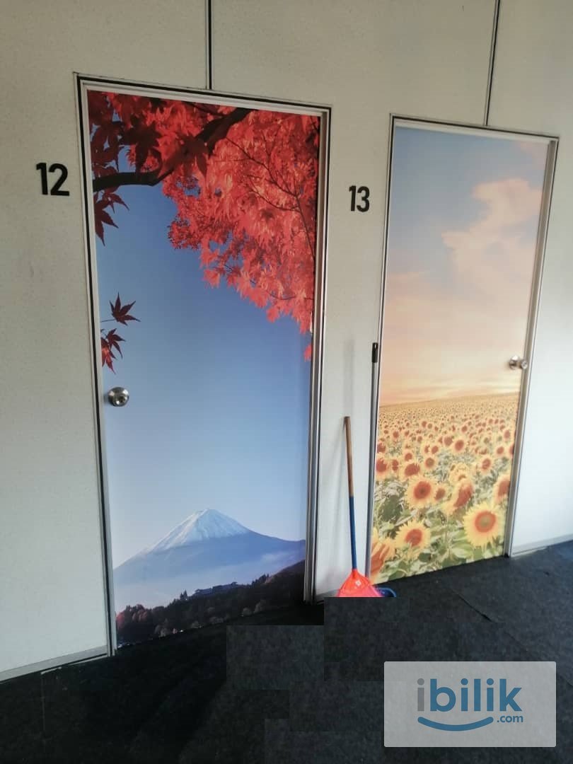Hotel room 13 - Image 4