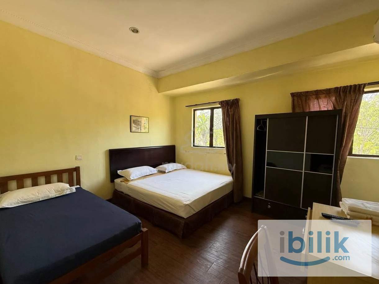 A1 (Big Master Bedroom for 3-4pax at RM 40/day) - Image 1