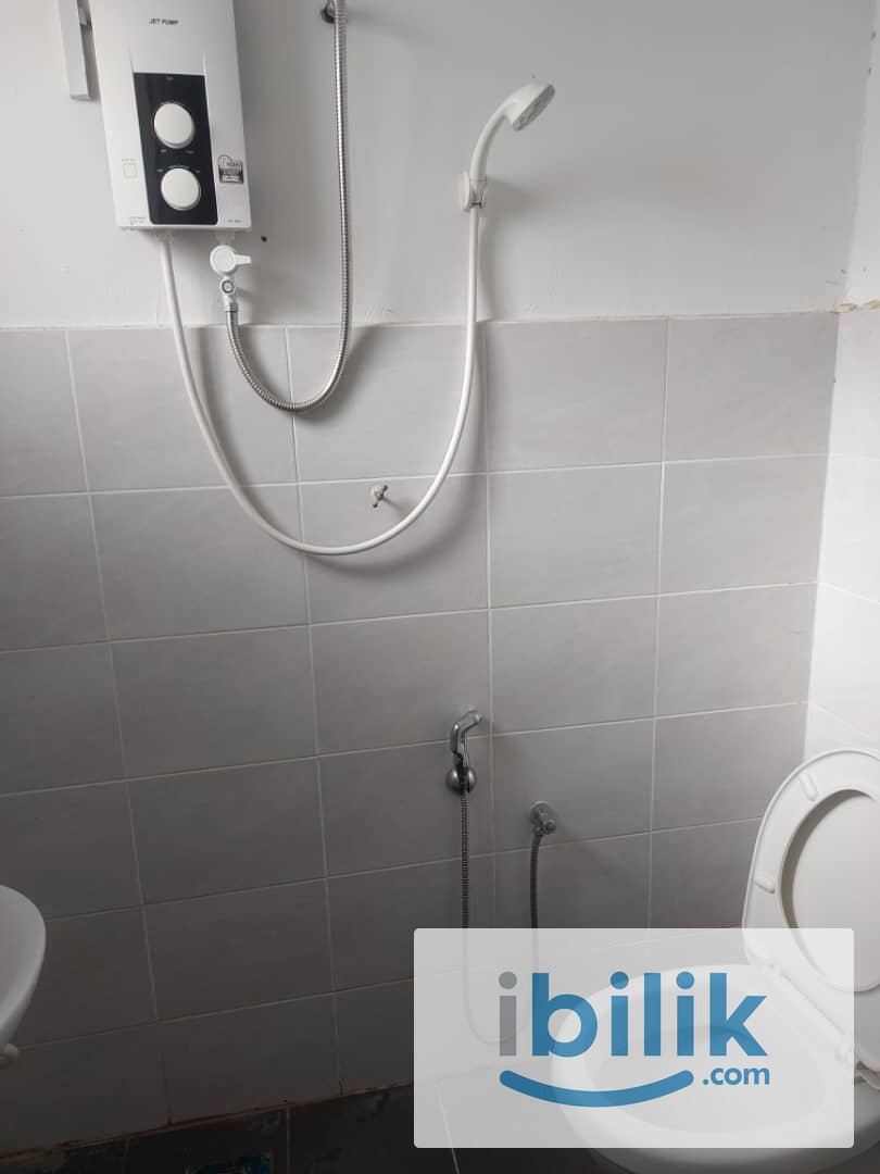 BU3 Room with Private Toilet  - Image 5
