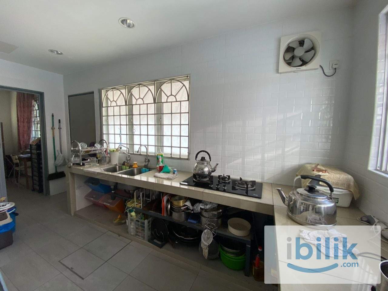 BU1 Room Attached Bathroom  - Image 2