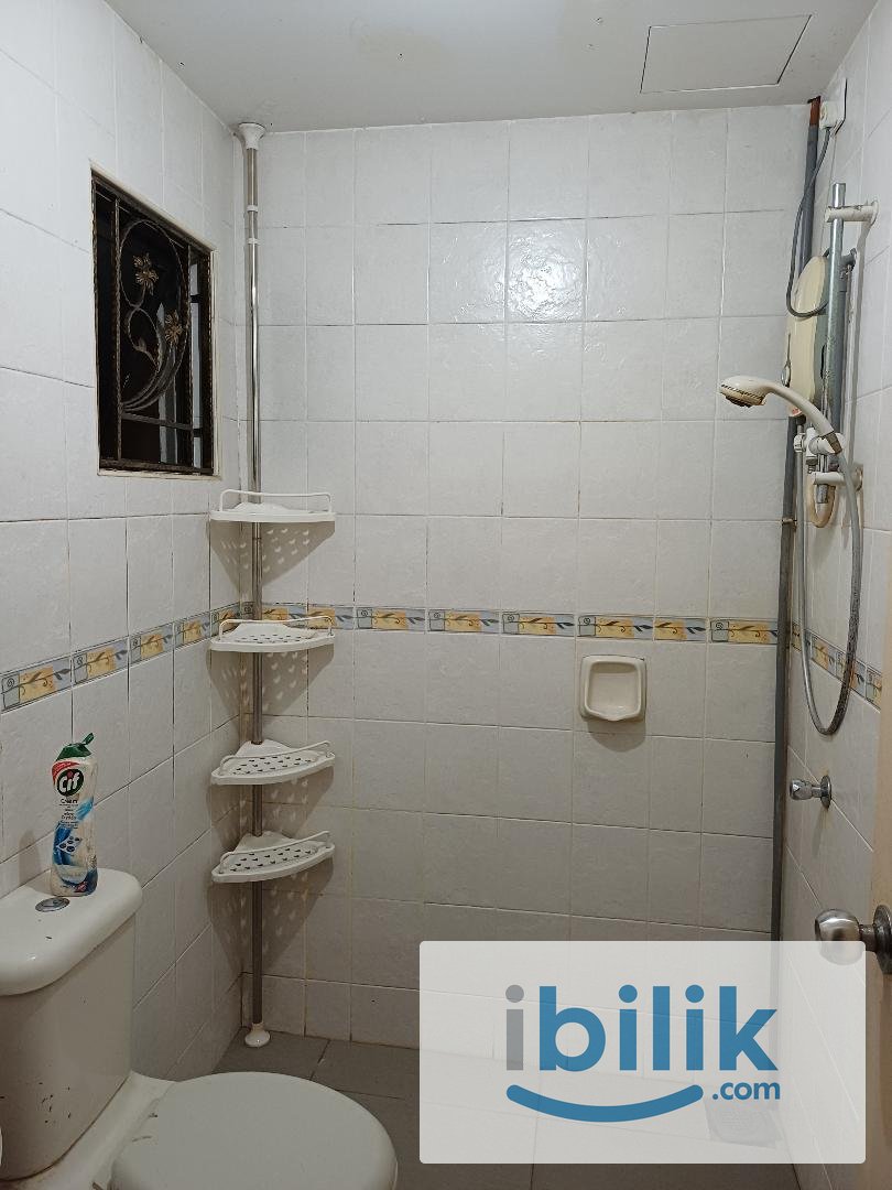 Single Room - Image 6