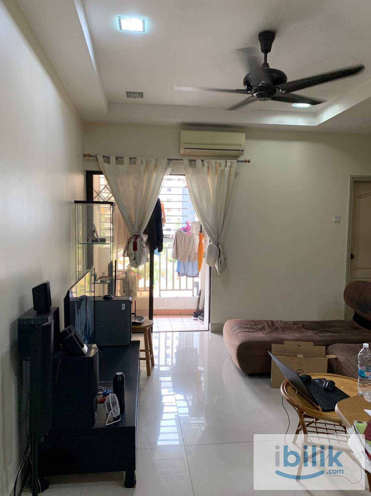 Single Room - Image 10
