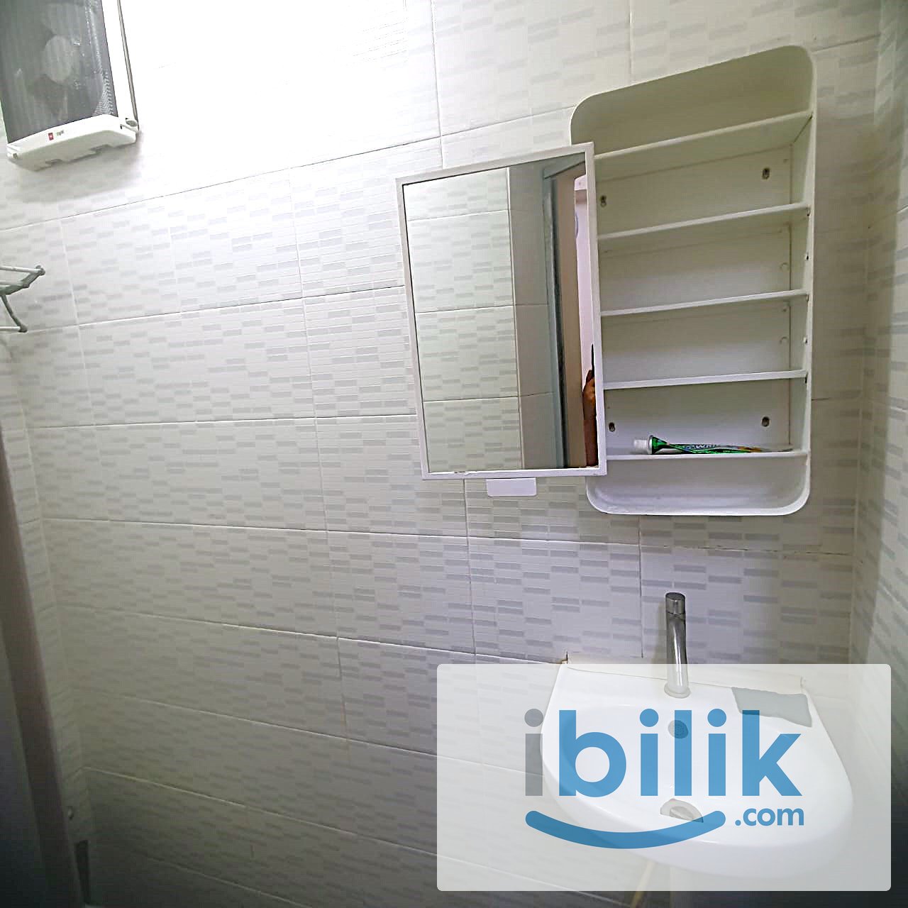 Jaya1-2 min walk.1Bed1Bath,ReadyMoveIn,ShortTerm,FreeParking,FamilyHome - Image 5