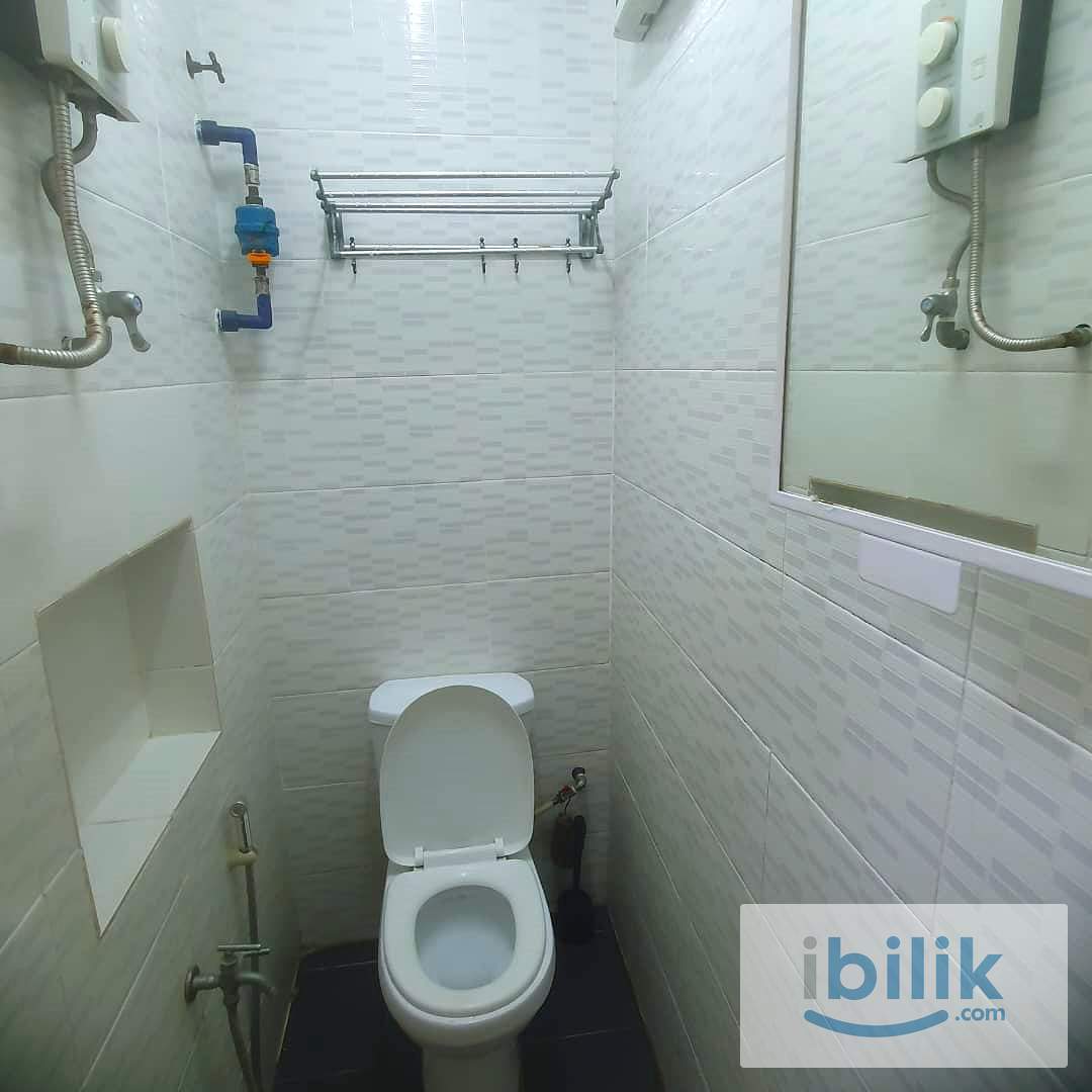 Jaya1 -2min walk. PrivateAttachedBathroom,FreeParking,ShortTerm - Image 4