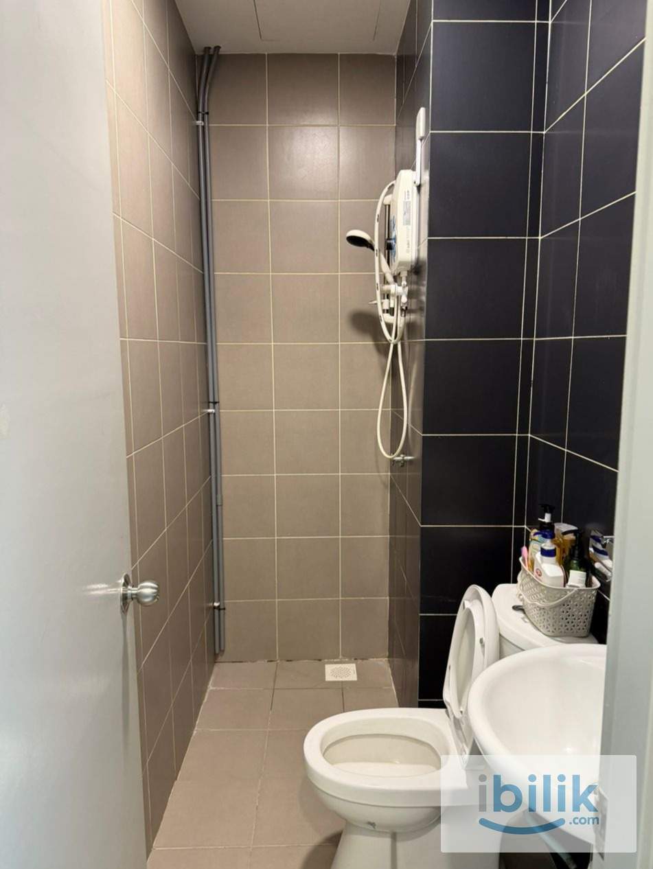 Master Room With Fully Furnished Female Rent Only @ The Zizz Damansara Damai - Image 5