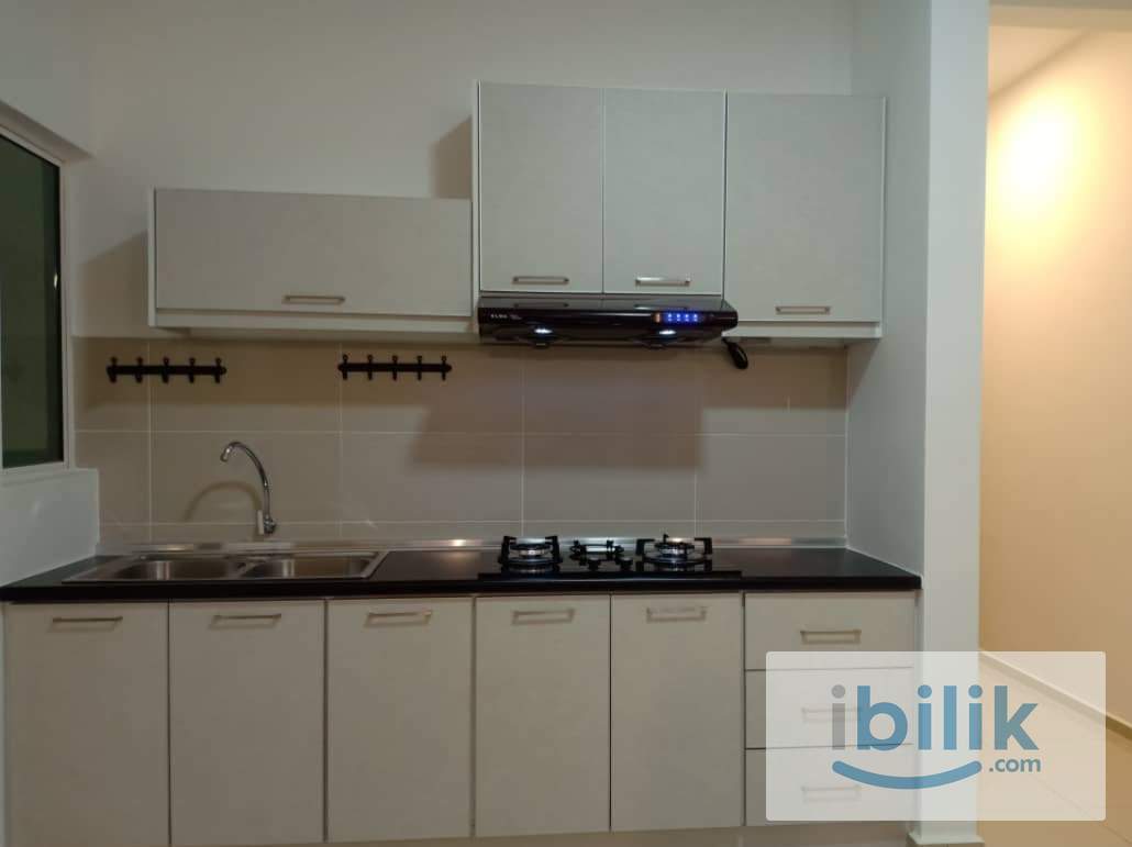 KLIA 1 & 2 FREE WIFI FREE UTIULITIES Male Unit Middle Room For RENT - Image 2