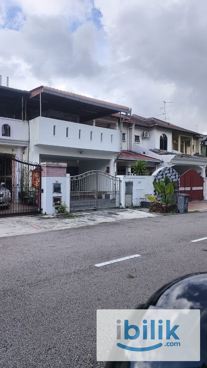 Bukit Indah Landed Room - Image 1