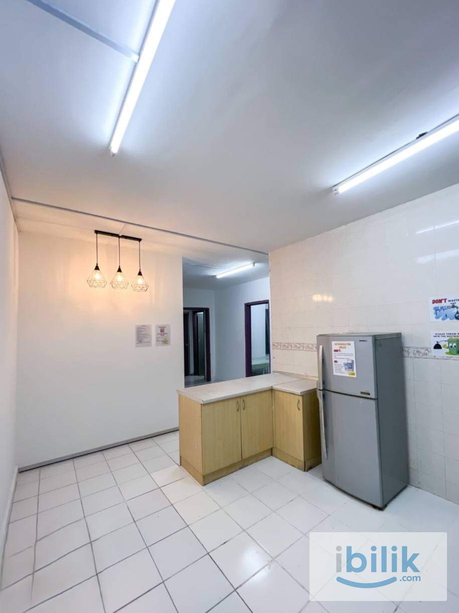 @Female Unit, Available Room For Rent in 🏢 FLORA CONDO @ DAMANSARA - Image 1