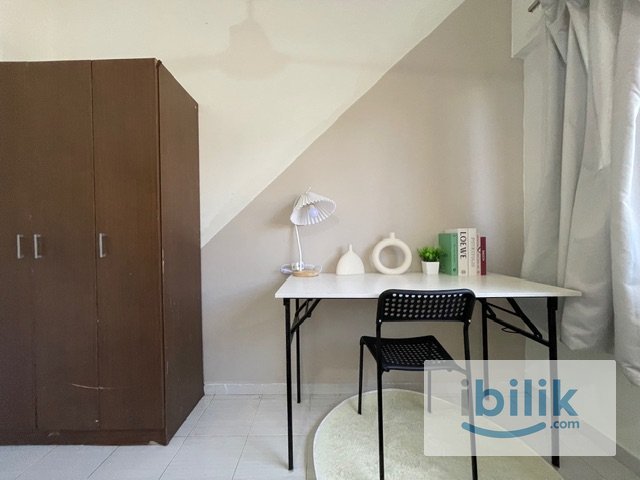 Pjs 7 Sunway_Female Unit_Middle Room - Image 3