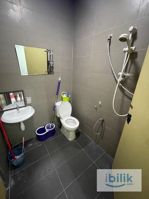 Pjs 7 Sunway_Female Unit_Middle Room - Image 4
