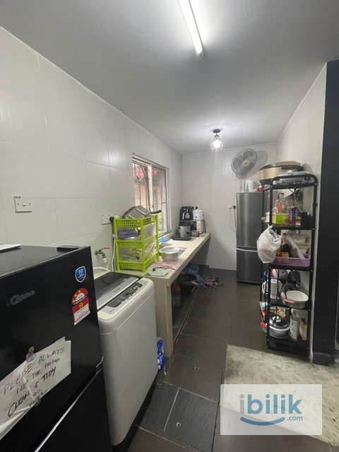 Pjs 7 Sunway_Female Unit_Middle Room - Image 5