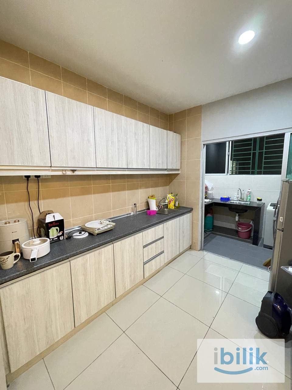 Medium Room @ Oug Parklane - Image 4