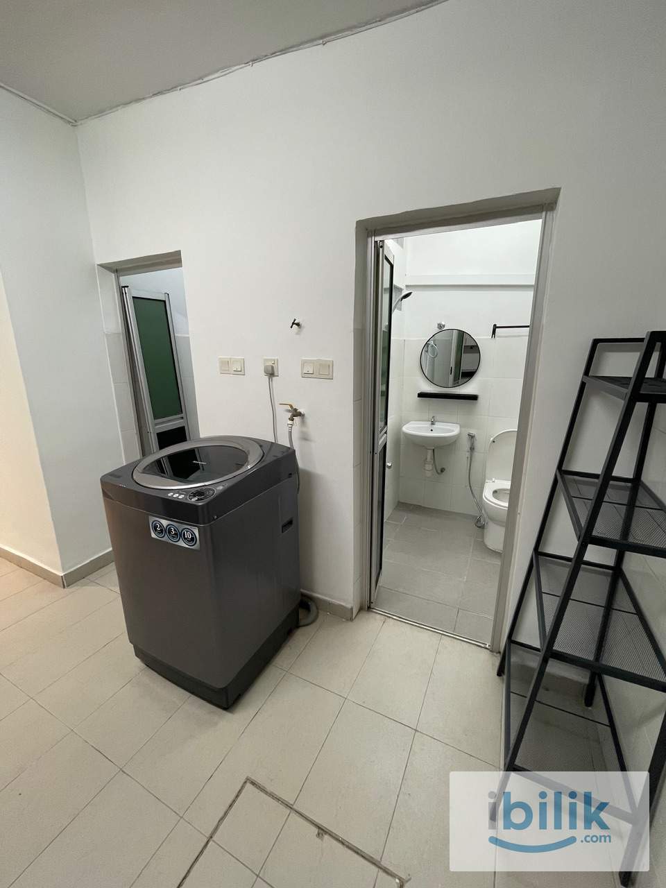 FEMALE UNIT_PJS 7 Sunway_Middle Room - Image 6