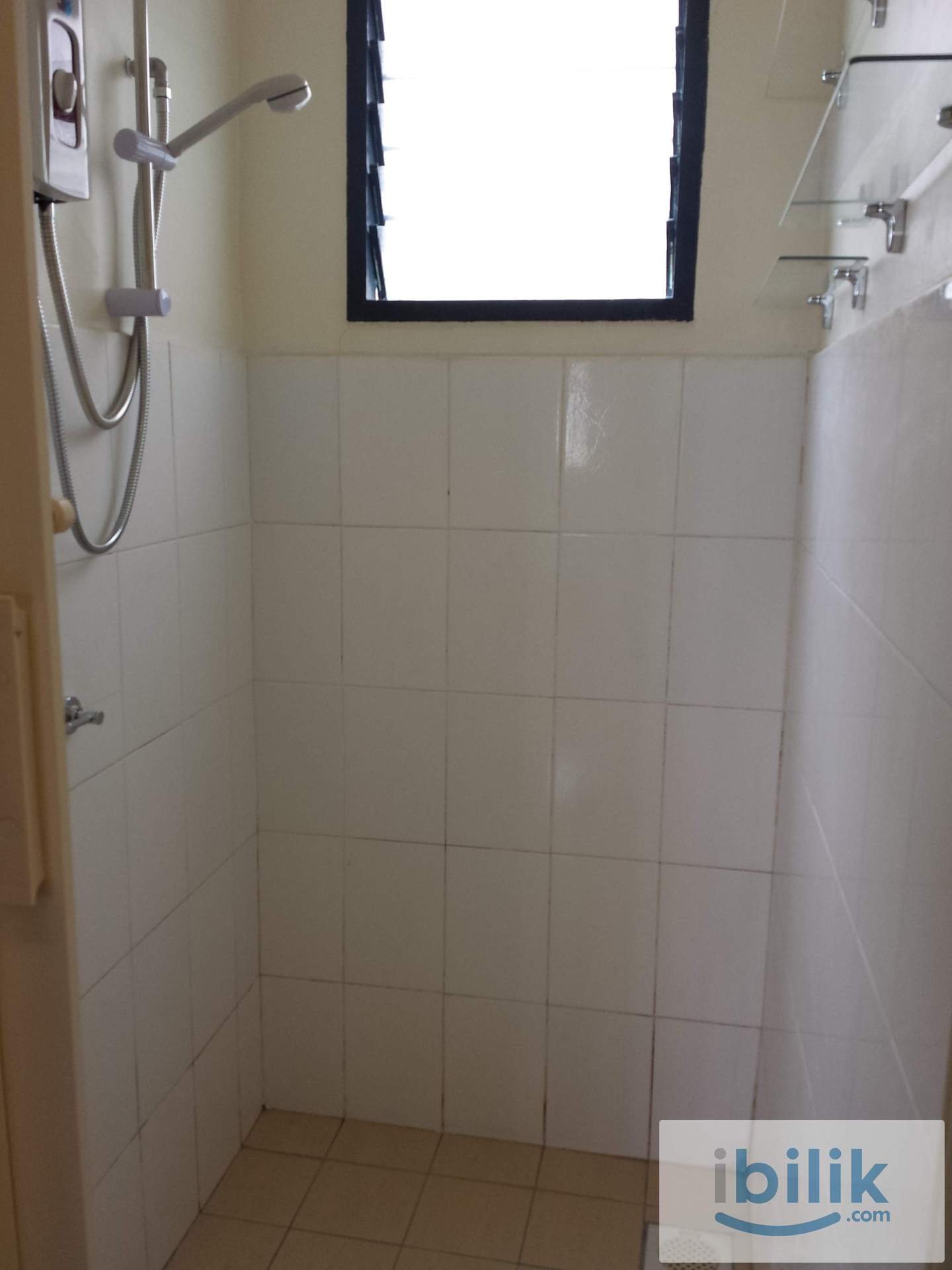 Single Room to Let at SS 2 Damansara Bistari Flat - Image 3