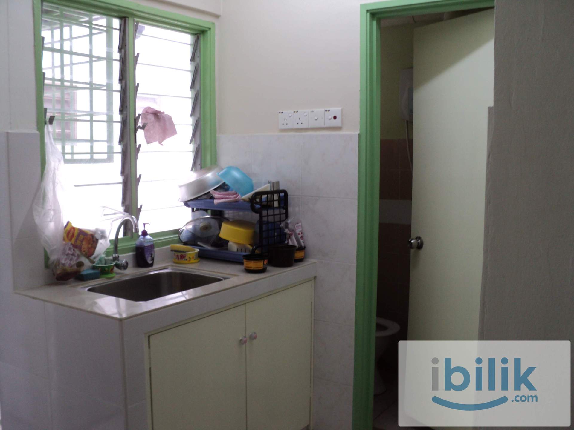 Single Room to Let at Pelangi Damasara Flat - Image 5
