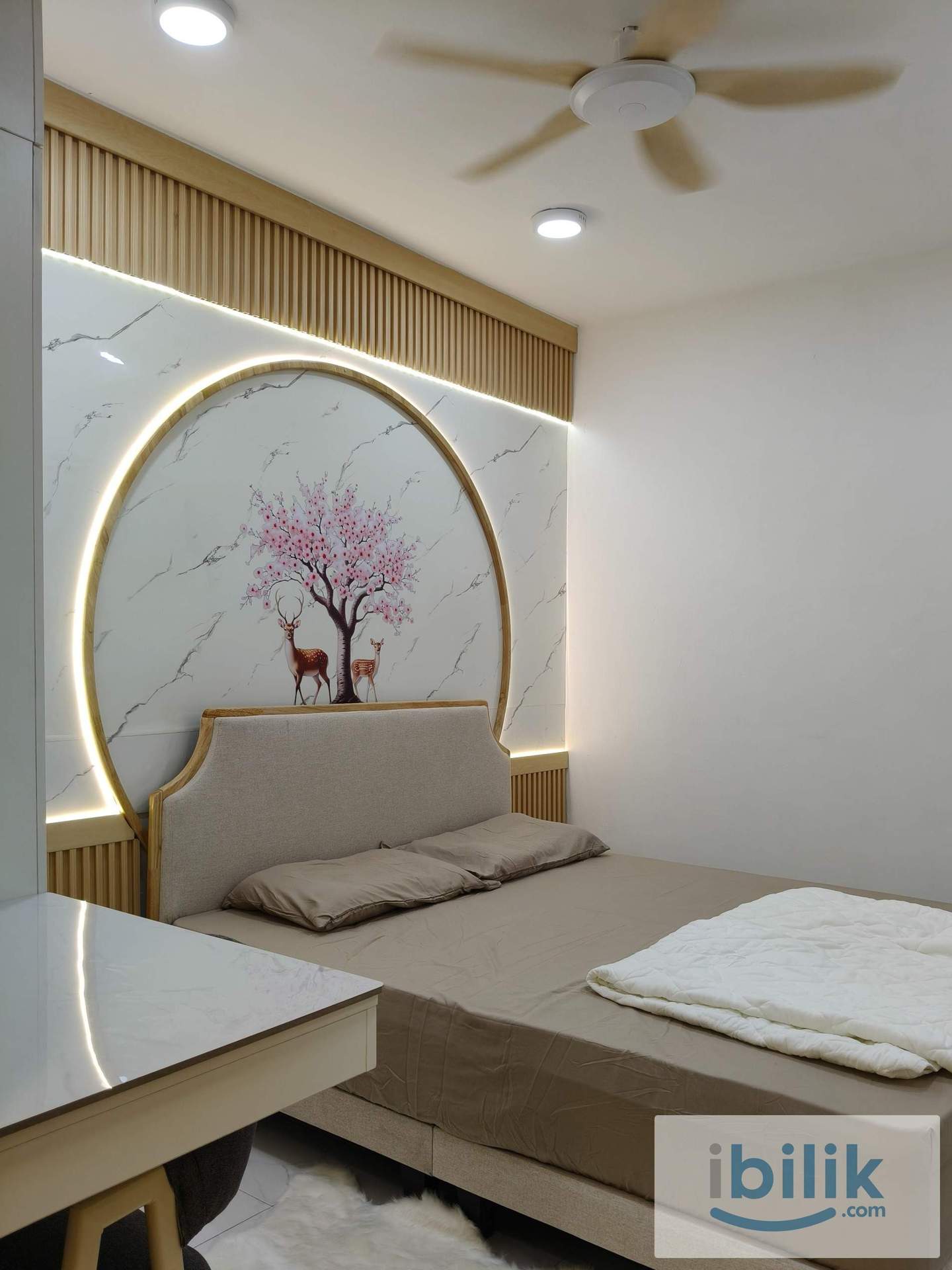 Aesthetic Japandi Style Medium Bedroom at Damansara Damai| 1 Min to MRT/Econsave | Air coned. - Image 1