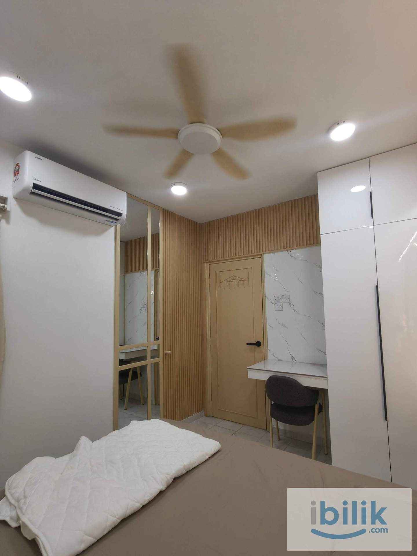 Aesthetic Japandi Style Medium Bedroom at Damansara Damai| 1 Min to MRT/Econsave | Air coned. - Image 2