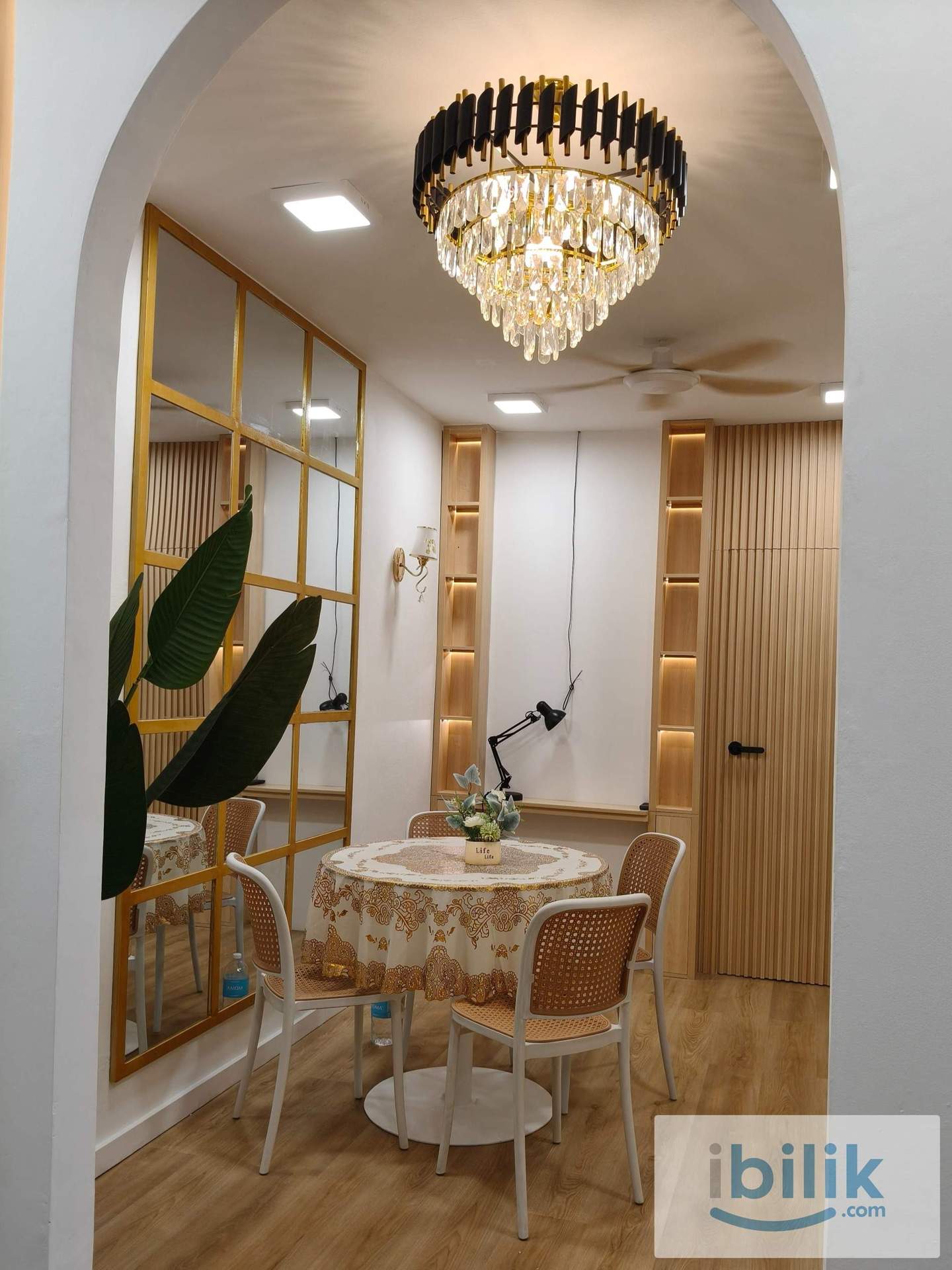 Aesthetic Japandi Style Medium Bedroom at Damansara Damai| 1 Min to MRT/Econsave | Air coned. - Image 4