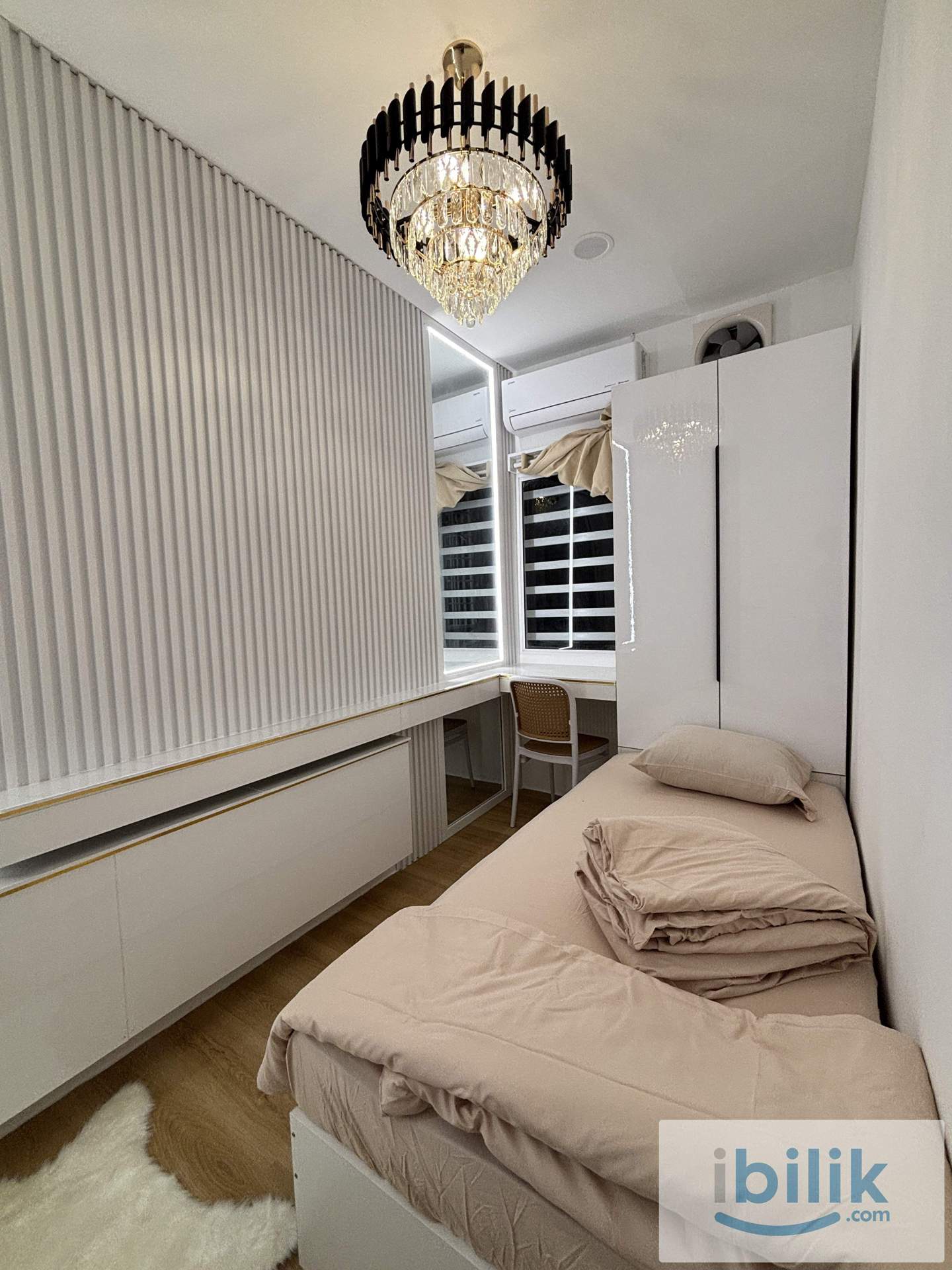 Luxury style Single Room At Damansara Damai | 2 Min to MRT/ In front of Econsave - Image 1