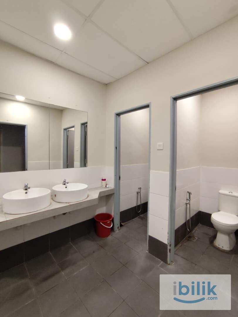 MAINPLACE MALL WALKING 🚶‍♀️ FEMALE UNIT HAVE 🔥 ZERO DEPOSIT  - Image 3