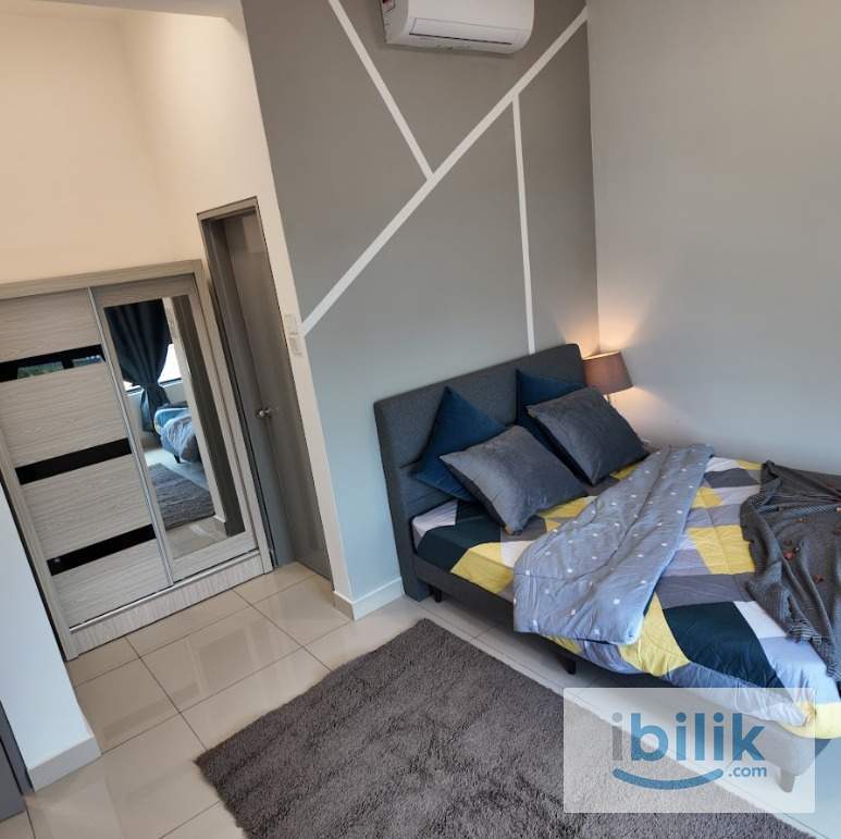 Master Room For Rent at D Seven Residences - Image 2