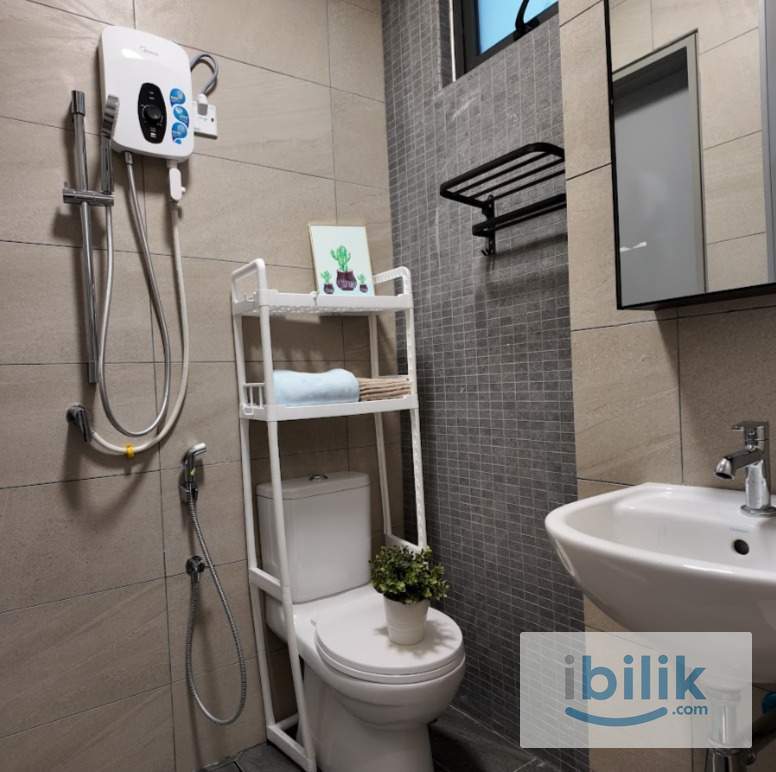Room For Rent at Bandar Sunway - Image 4