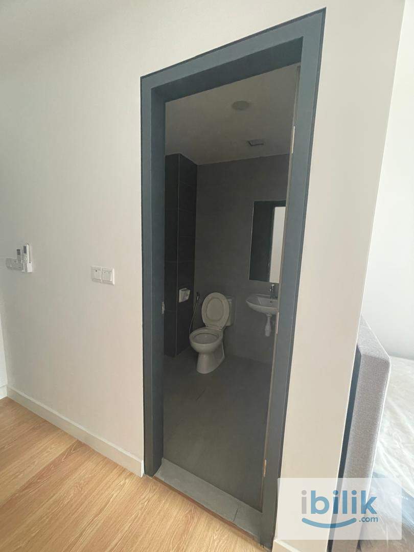 Cheap Studio For Rent (Private bathroom) @ Edumetro - Image 2