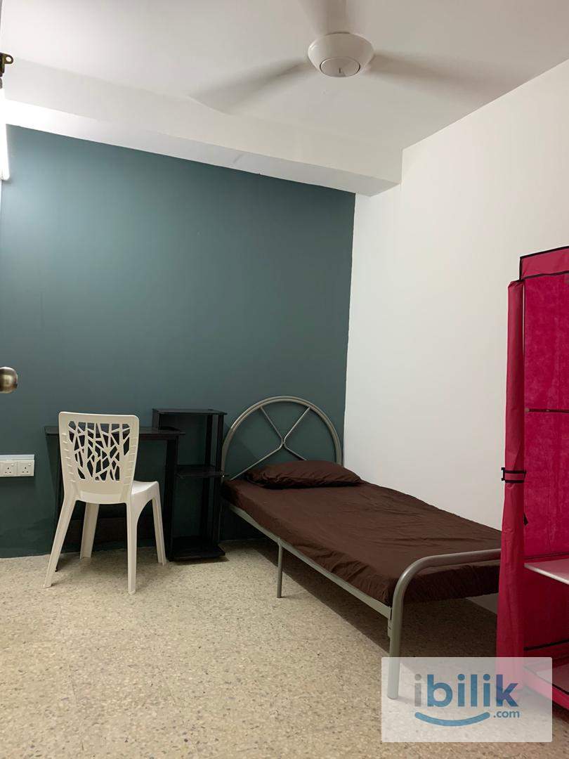 MEDIUM ROOM TO RENT  - Image 1
